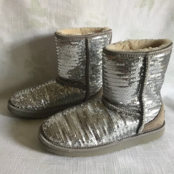 Ugg Silver Sequin Boots Size 5 - Picture 1 of 7